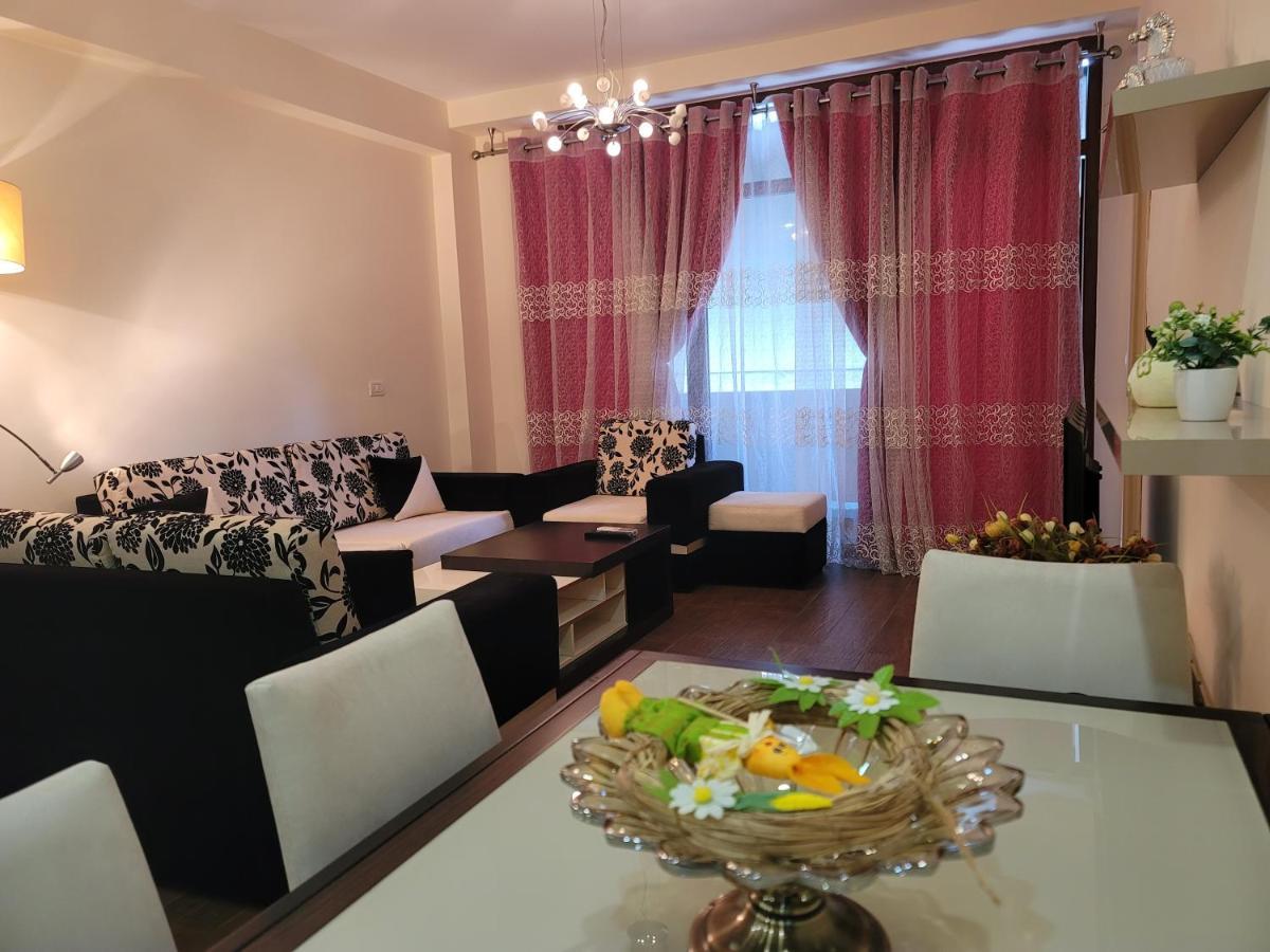 Spacious And Cozy Apartment Tirana Exteriör bild