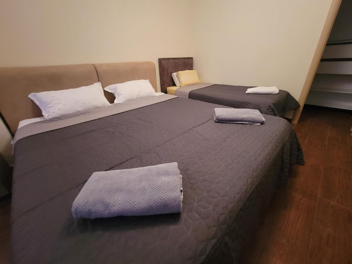Spacious And Cozy Apartment Tirana Exteriör bild