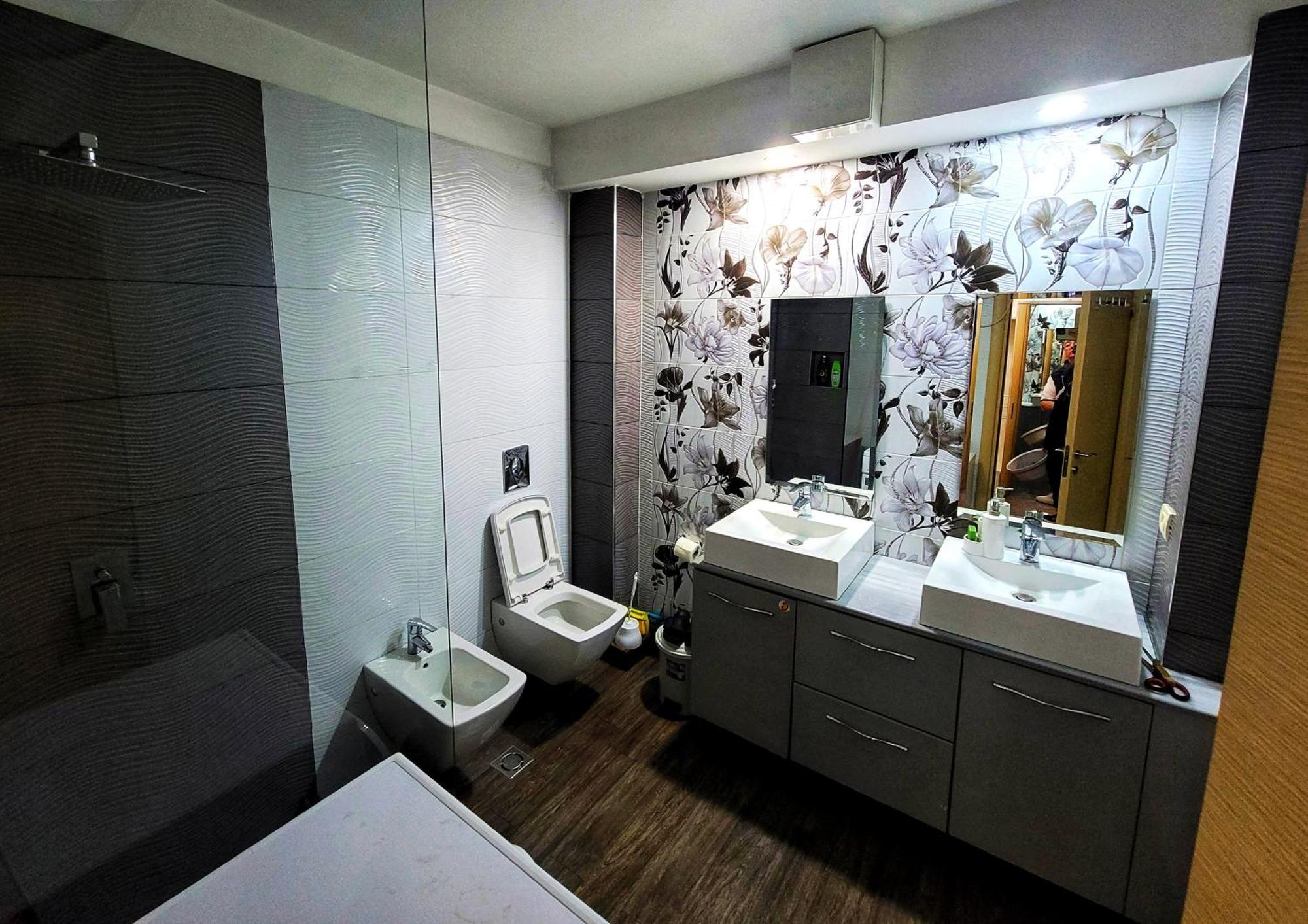 Spacious And Cozy Apartment Tirana Exteriör bild